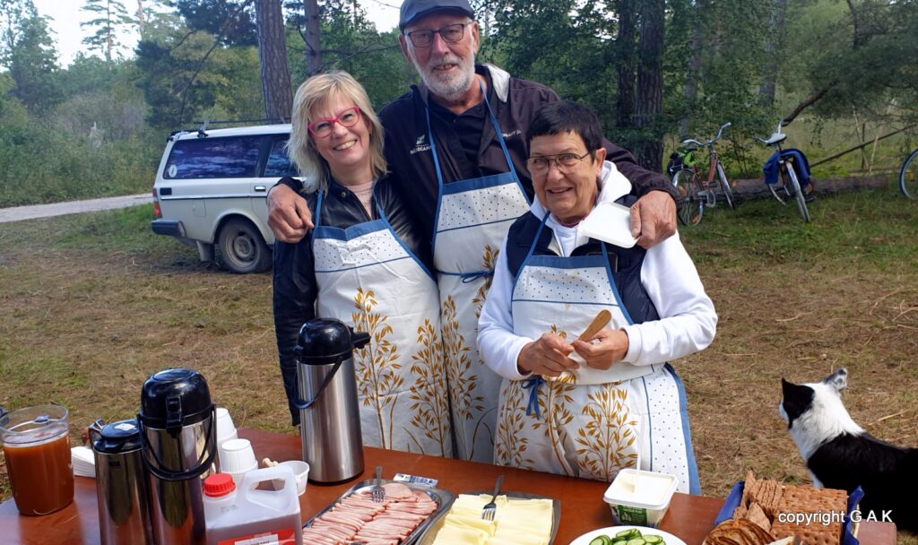 Matlaget med Elisabeth, Krister och Hilma.